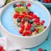 Griekse yoghurt met fruit en gepofte quinoa
